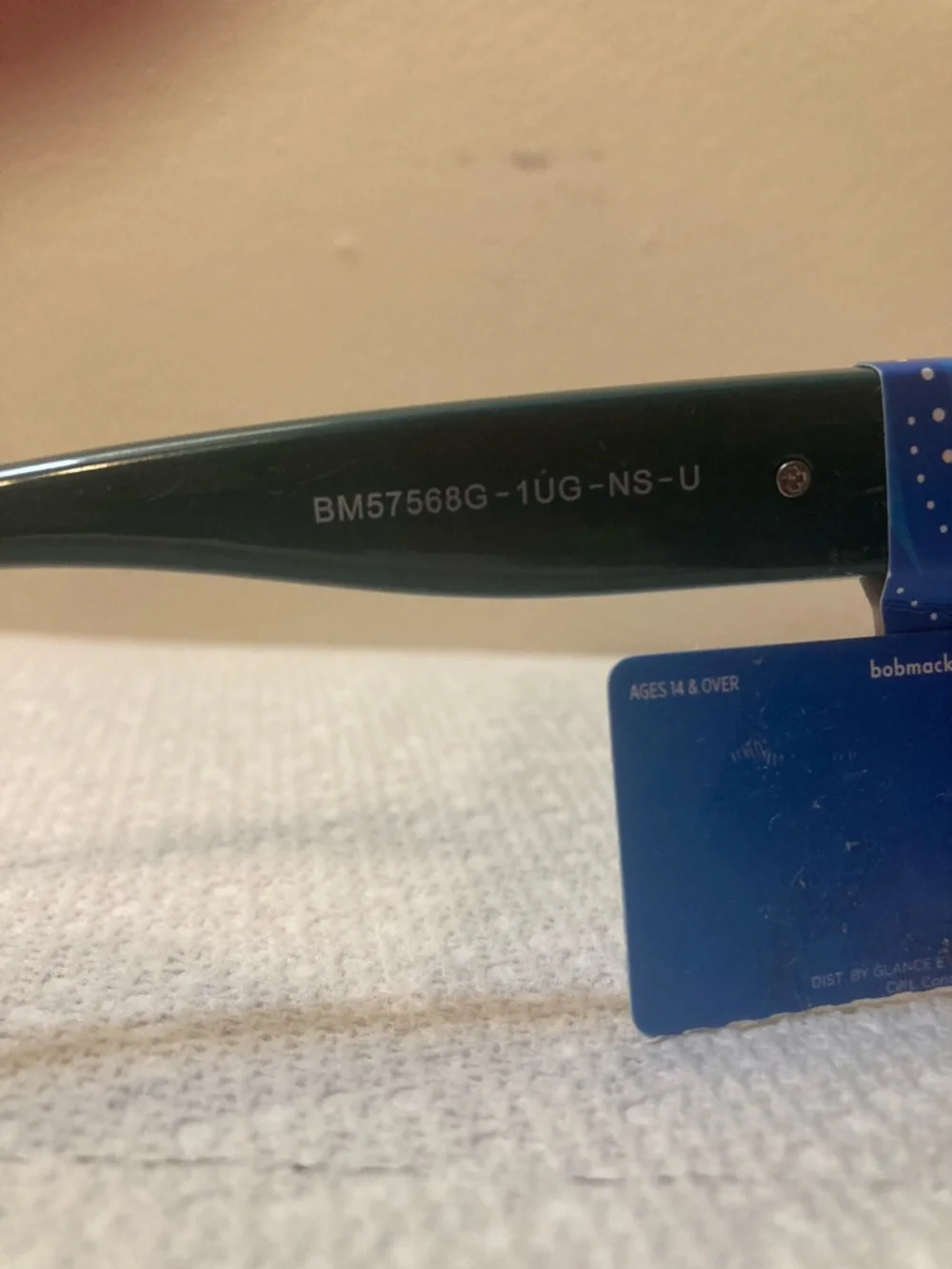 NWT Bob Mackie Navy and Green Square Sunglasses